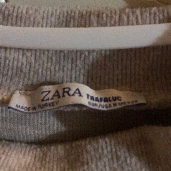 Zara half turtle neck cropped top. - Picture 2 of 2